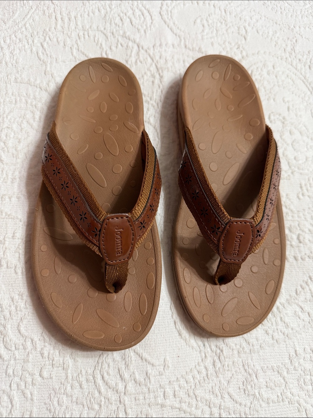 Joomra Arch Support Flip flop Sandals Size 6.5/37 Brown